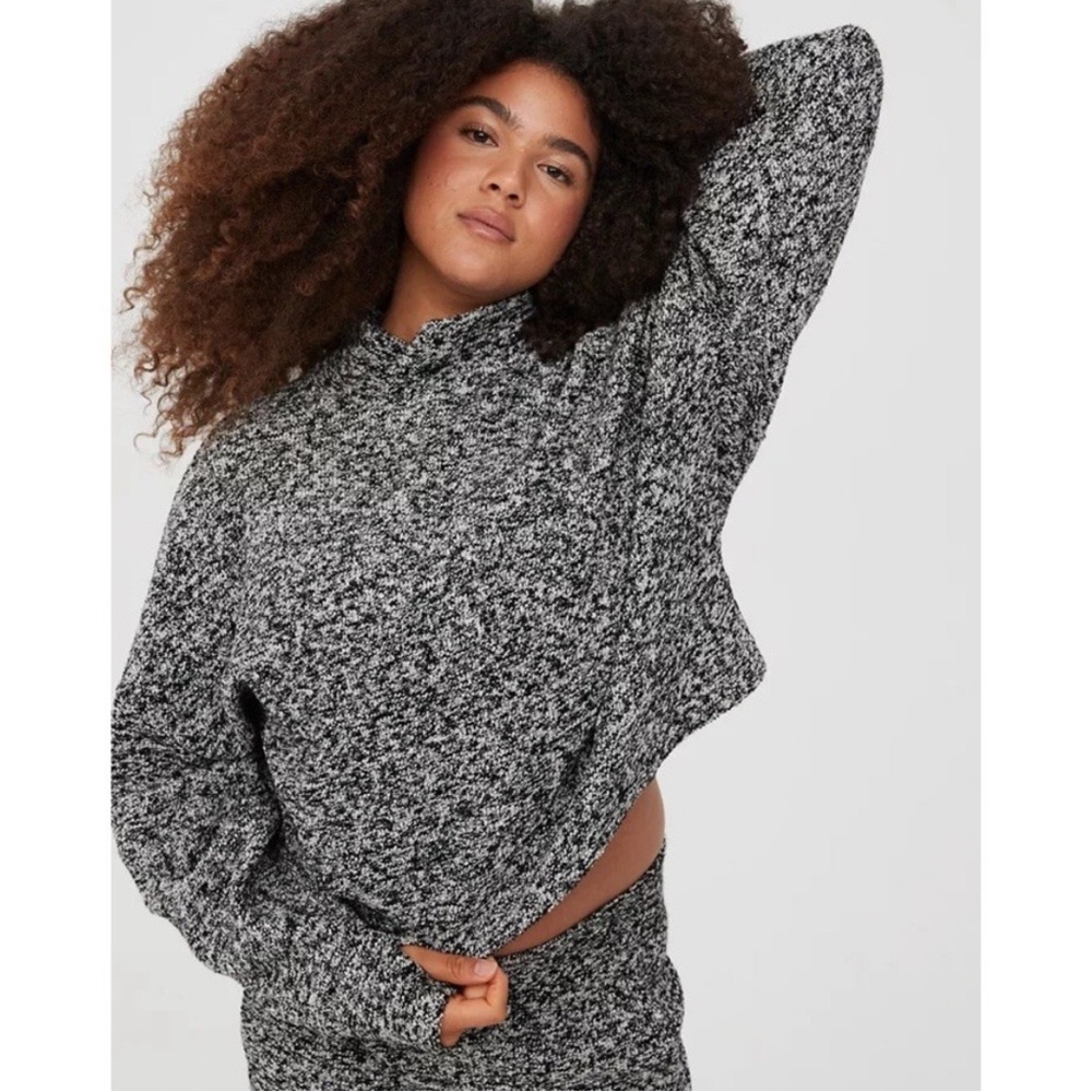 Offline by Aerie Snow Day Mock Neck Sweatshirt Cozy Marled Gray size XL
